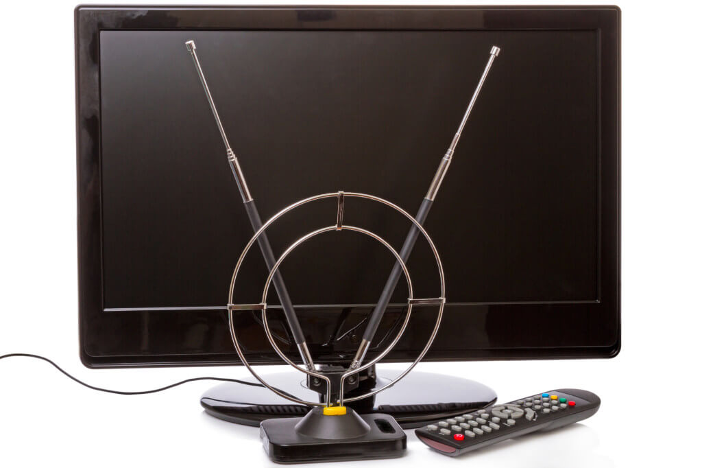 Weak TV Signal: 4 Possible Causes and 3 Solutions