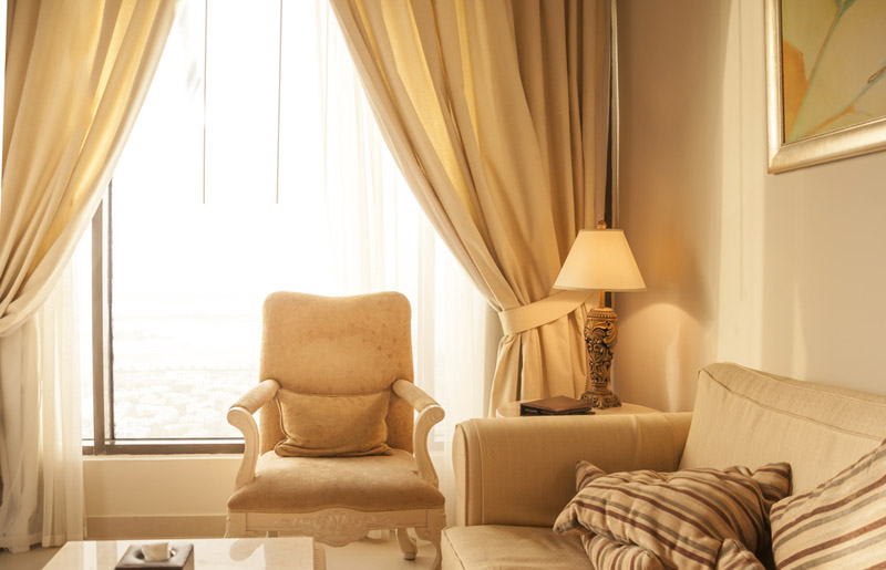 How To Choose Curtains Based On Your Wall Color - Go To Home Stay