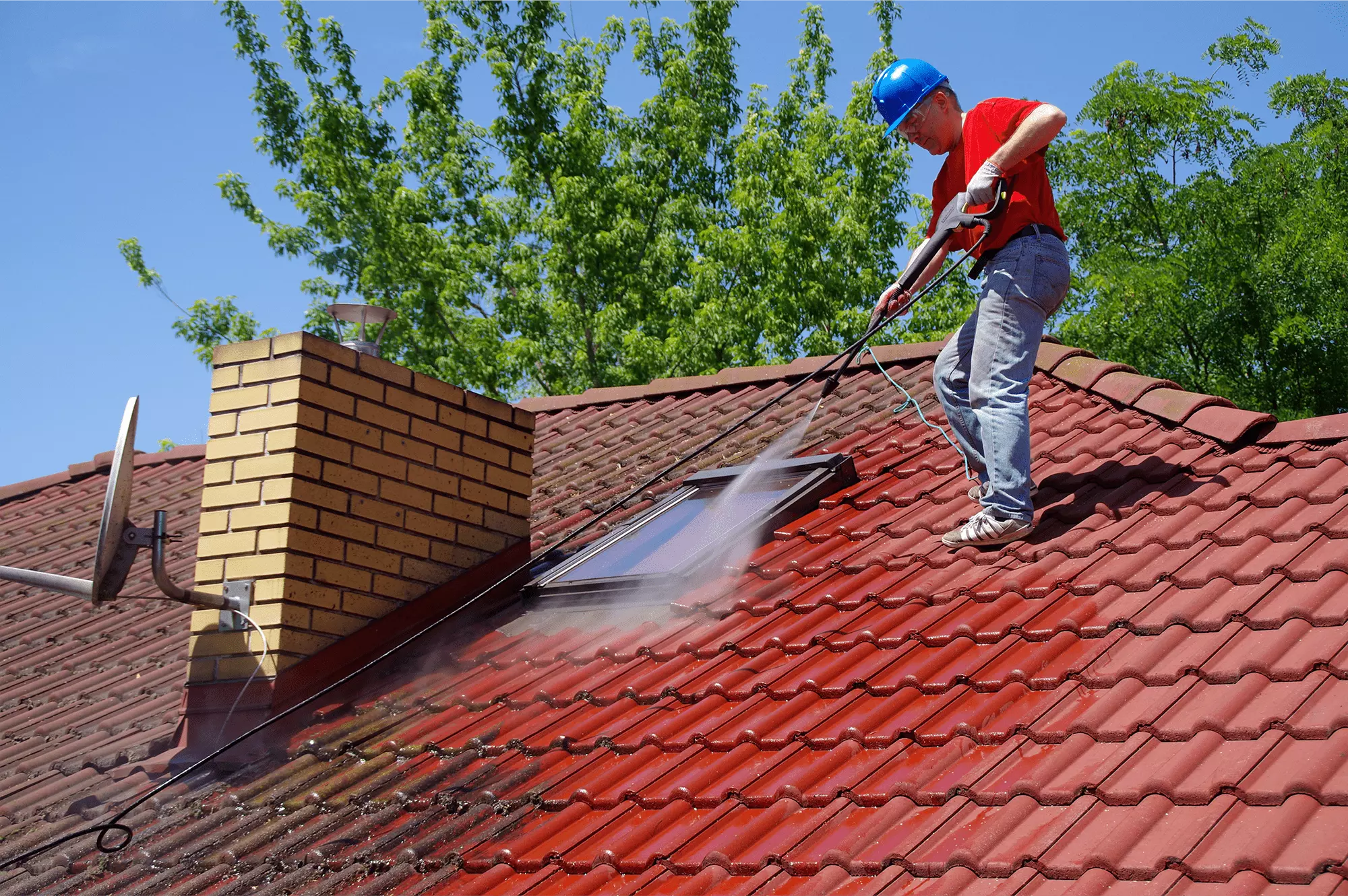 Roof-Cleaning