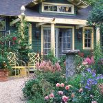 Garden Maintenance: 5 Tips to Keep Your Plants Beautiful