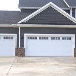 How to Pick the Right Garage Door for Your Home