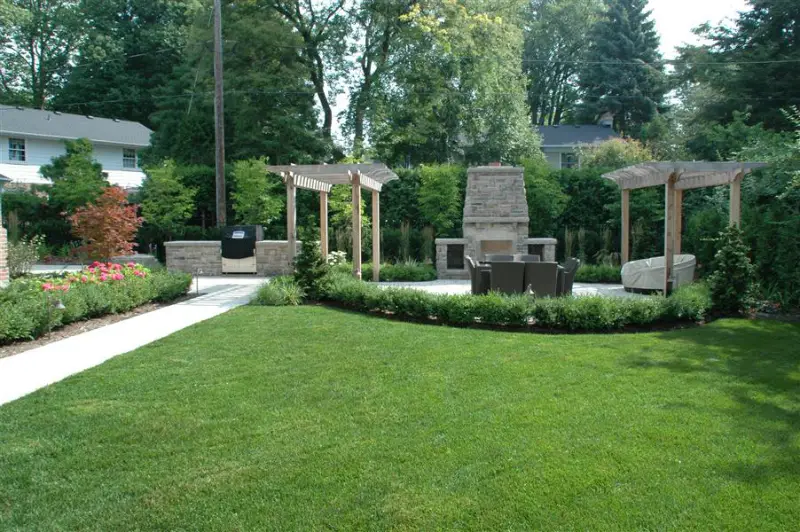 Low-Maintenance Landscape