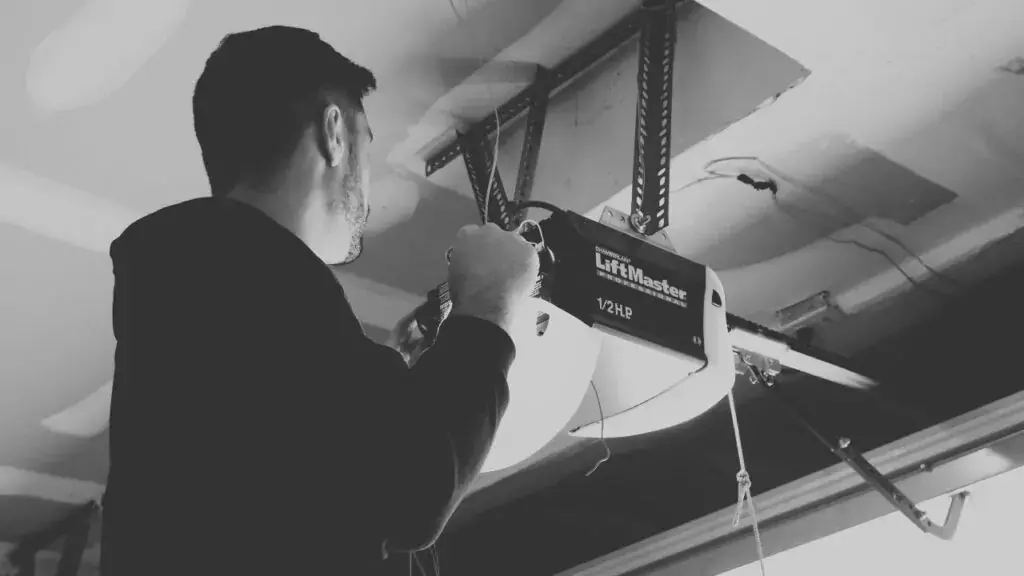 Common Liftmaster Garage Door Problems Common Liftmaster Garage Door Problems