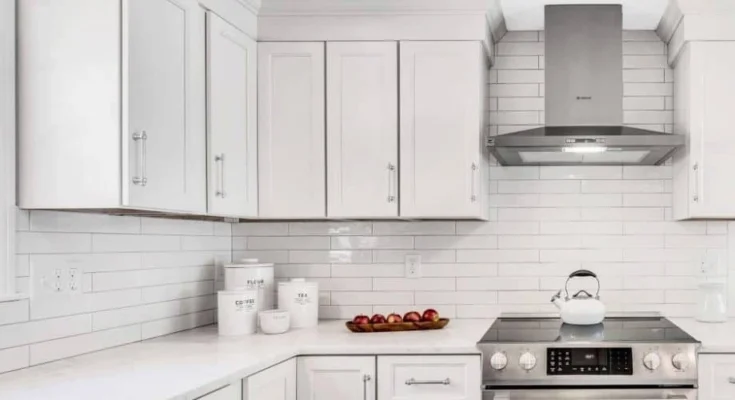 Kitchen Subway Tile Backsplash